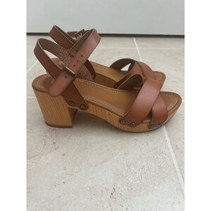 MIA Tan Cross-Strap Sandal Clogs Size 6
